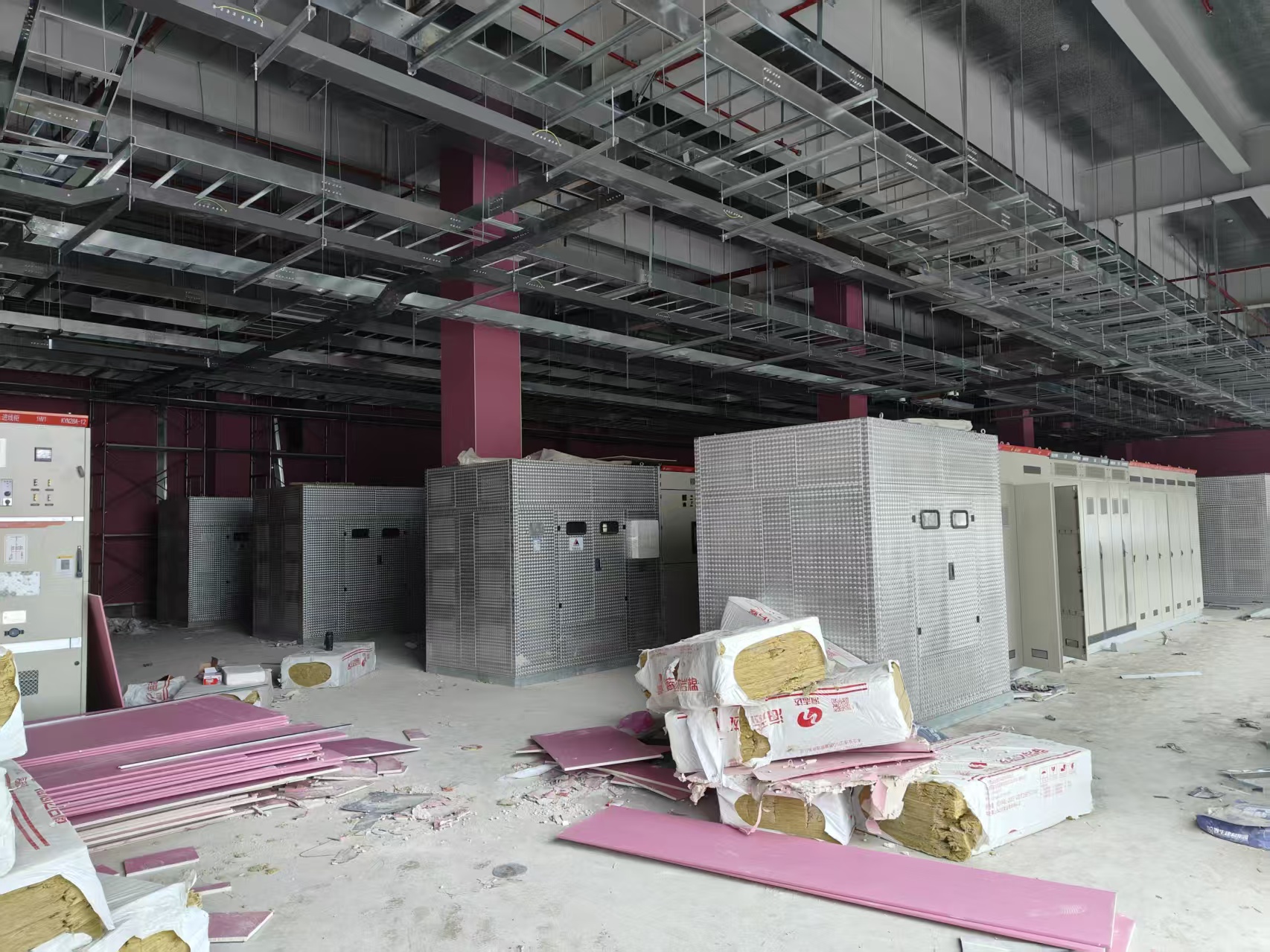 ���̰���